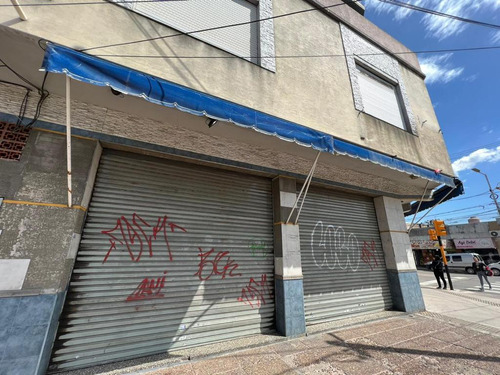 Fabian Onsari 1102, Wilde ¡locales Comerciales, Ideal Rubros Varios! ¡1033mt2!