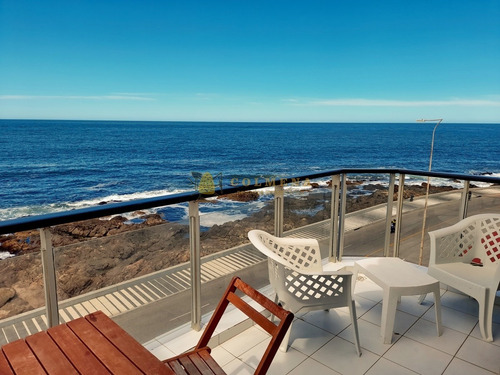 Apartamento En Peninsula Con Vista Directa Al Mar!!- Ref: 2422
