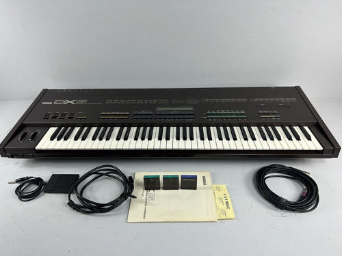 Vintage 1985 Yamaha Dx5 Dx-5 Fm Synthesizer + 3 Rom