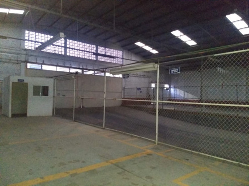 Imagen 3 de 8 de Bodega En El Centro De Aguascalientes, 1924m2 Uso Mixto