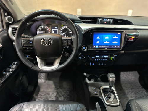 Toyota Hilux CD SRX 4X4 2.8 TDI 16V DIESEL AUT.