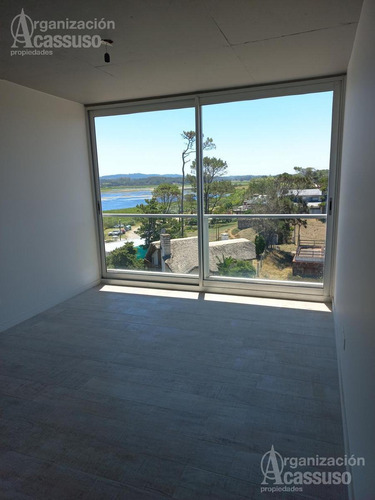 Imagen 8 de 30 de Punta Del Este - Departamento Venta Y Alquiler Anual - 3 Dormitorios Y Play Room