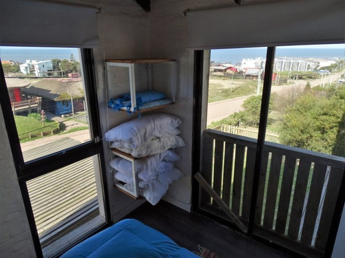 Casa En Alquiler Por Temporada De 3 Dormitorios En Punta Del Diablo