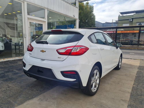 Imagen 14 de 25 de Nuevo Chevrolet Cruze 5 Lt 2023 Automatico Nuevo 0km Smar3