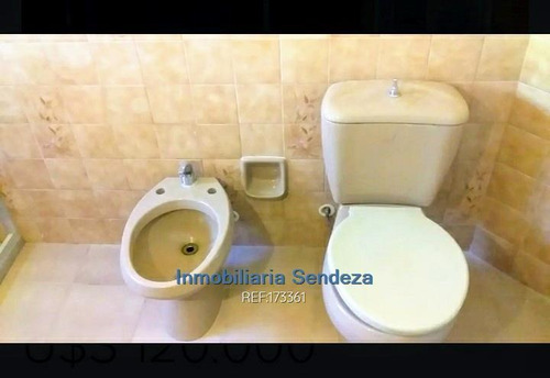 Imagen 9 de 18 de Dos Casas, Entrada Para Autos, Con Rentas. Ideal Inversores Cw173361