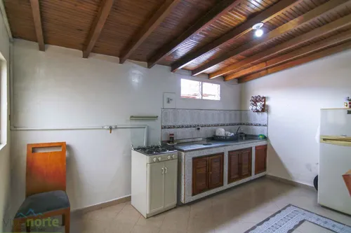 Casa En Venta En Barrio Mesa. Cod V12744