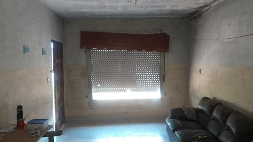 Imagen 2 de 11 de Casa 4 Ambientes En Venta Berazategui