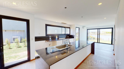 Imagen 4 de 30 de Casa A La Laguna En Alquiler - Barrio Las Acacias, Puertos Del Lago