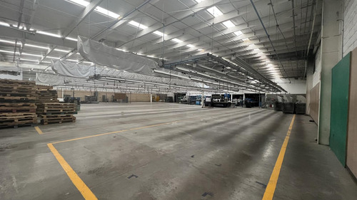 Bodega En Renta Blvd. Aristóteles, León, Gto. 1675 M2