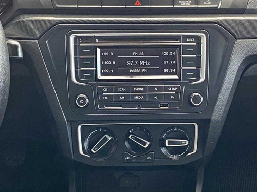Imagem 7 de 13 de Volkswagen Saveiro 1.6 Msi Pepper Ce 8v Flex 2018