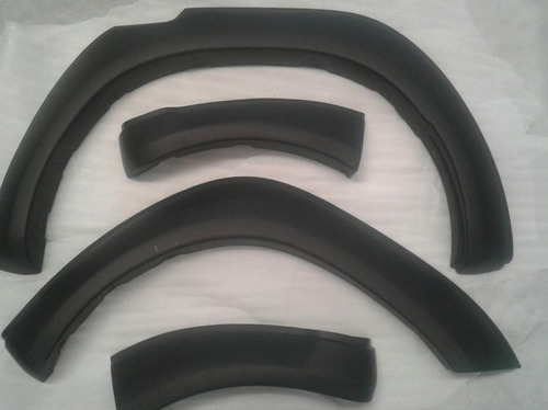Fenders Lisos Negros Toyota Hilux 2016