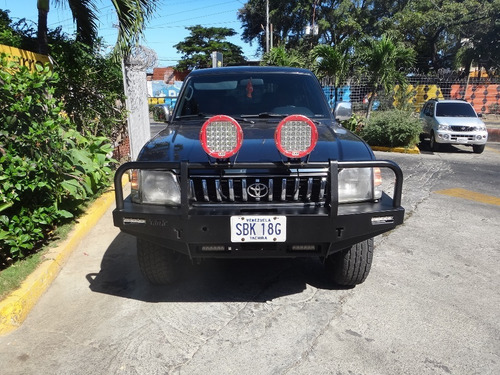 Imagen 2 de 13 de Toyota Meru Sincronica 4x4