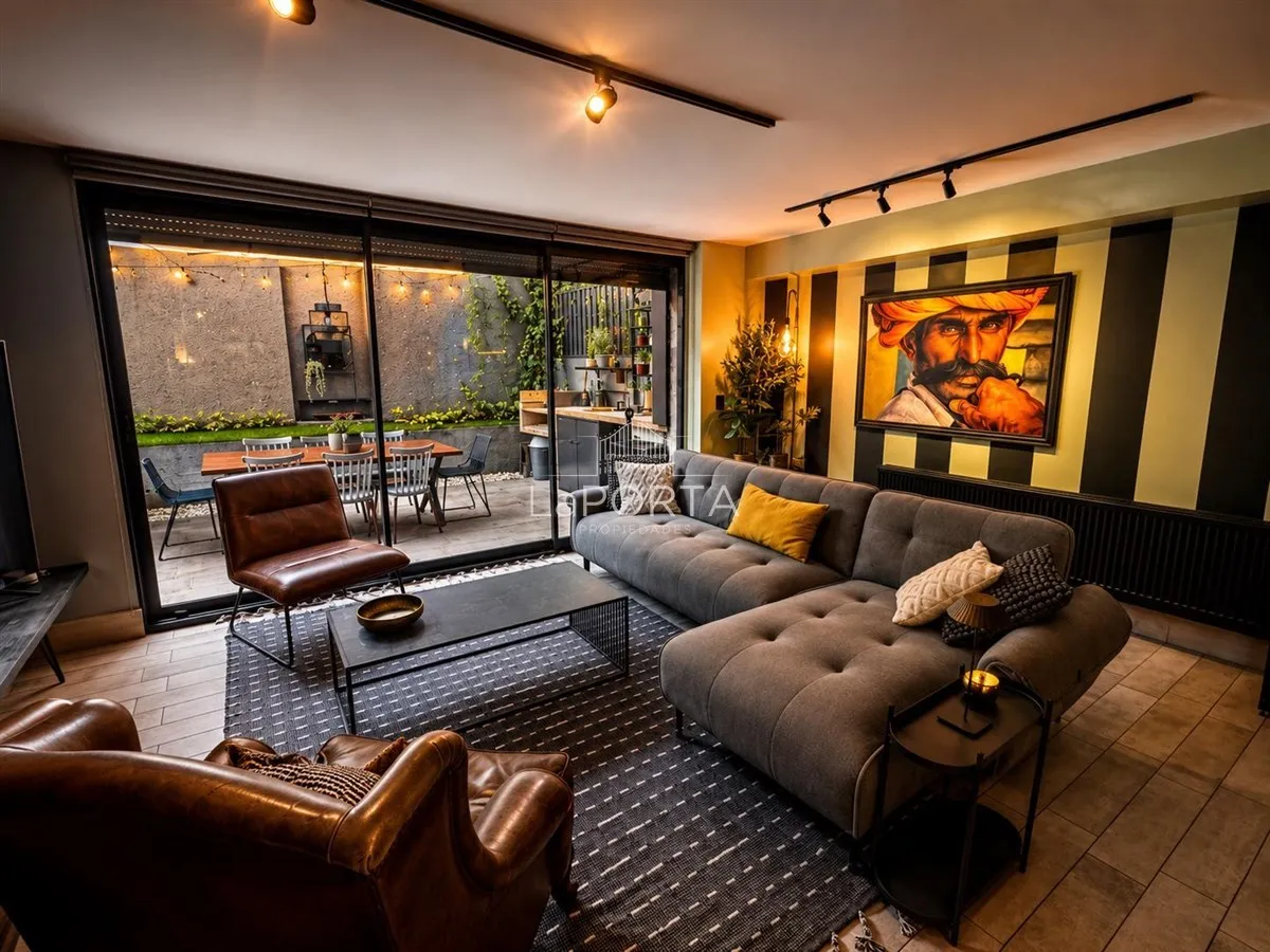 Imagen 2 de 17 de Depto Con Patio/ Barrio Italia/ Providencia/ Jardin/piscina