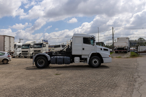Mb Atron 1635 4x2 Muito Nova Baixa Km Com Comando Hidráulico