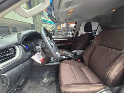 Toyota Fortuner 2.4 Sr Dsl 4x2 Aut 2020
