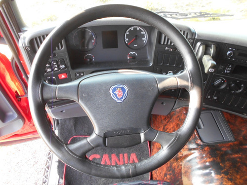 Imagem 6 de 15 de Scania P 310 2016 8x2 Completa Unico Dono
