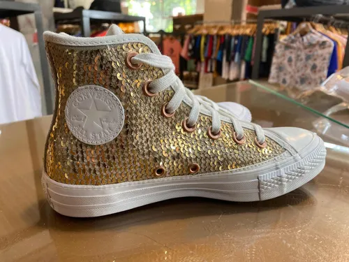 Converse best sale lentejuelas doradas