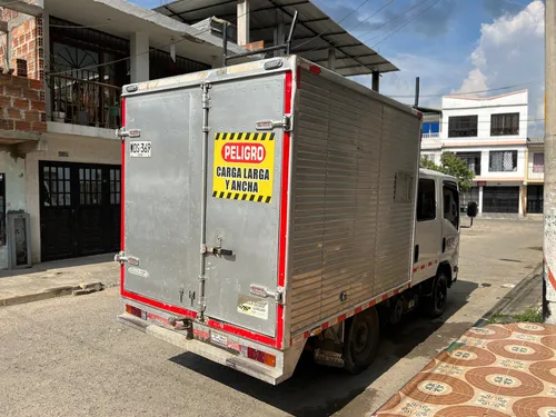 Chevrolet Nhr 3.0 TD doble cabina