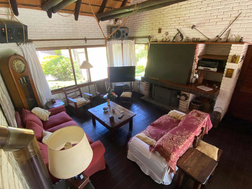 Imagen 13 de 14 de Pinares, 4 Dormitorios, Piscina Climatizada, Alquilo, Punta Del Este, Cabaña, Parrillero,