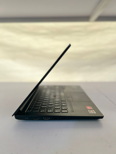 Lenovo Thinkpad E14 Generacion 2 Ryzen 3 4300u Negro (Usado)