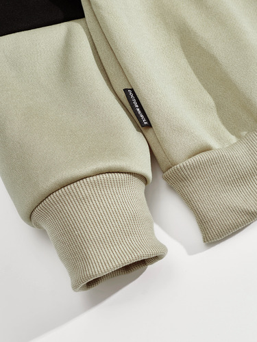 Sudadera Holgada Con Solapas Y Botones Para Hombre