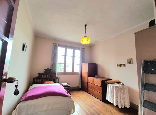 Casa En Venta De 5 Dormitorios En Ñuñoa