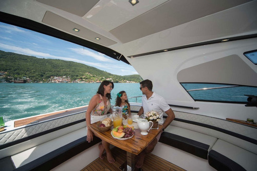 Imagem 15 de 25 de Lancha Fibra Fort - Linha Yachts Focker -f420 Gran Coupé