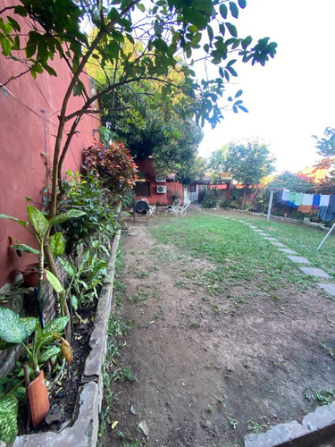 Amplia Casa Con Patio