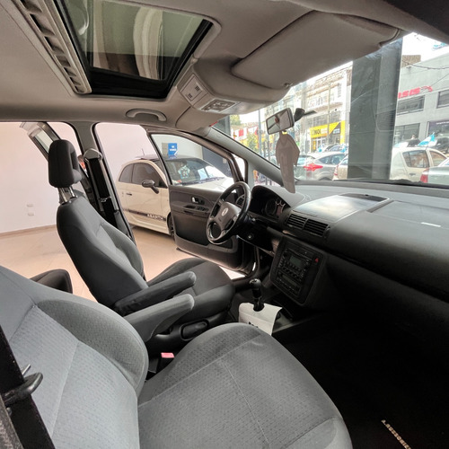 Imagen 13 de 23 de Volkswagen Sharan 1.8t 2010 Impecable 7 Asientos Autolider