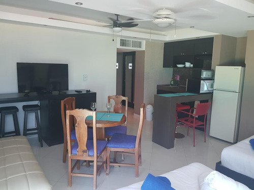 Suit En Venta En Condominio Oleo