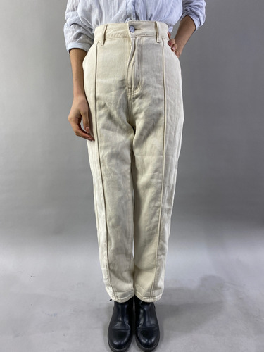 Pantalón Alaniz Con Detalles Color Neutral (talla 42)