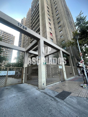 Departamento 2d Y 1b Piso 21 - Metro Ñuble.