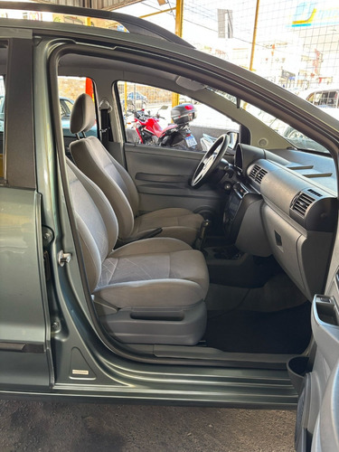 Volkswagen Spacefox Trend 1.6 8V (Flex)