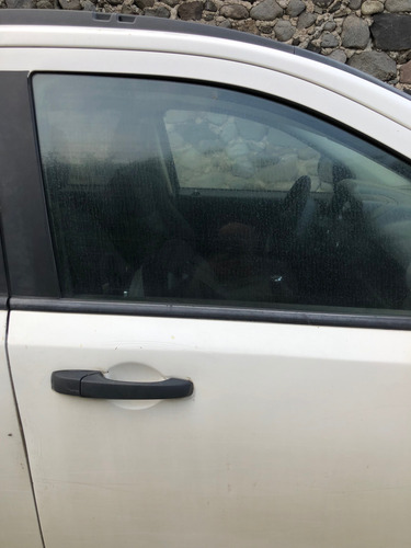 Jeep Compass Base 5vel 4x2 Mt