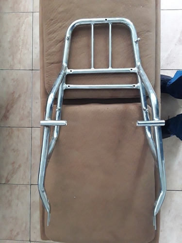 Imagen 3 de 3 de Parrilla Suzuki Haojue Hj150-3