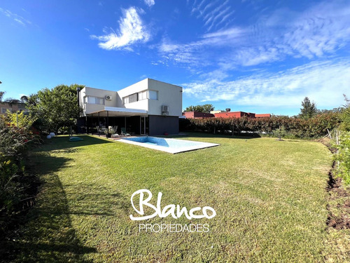 Casa En Alquiler En Los Eucaliptos, Haras Santa Maria, Escobar