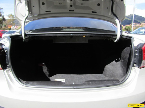 Imagen 14 de 14 de Suzuki Ciaz 1.4 Gl