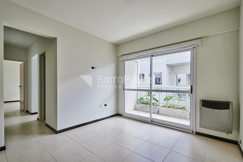 Venta Departamento De 2 Ambientes En Moron Sur