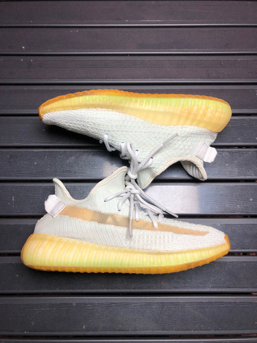 Zapatillas Americanas Adidas Yeezy 350 (Usado)
