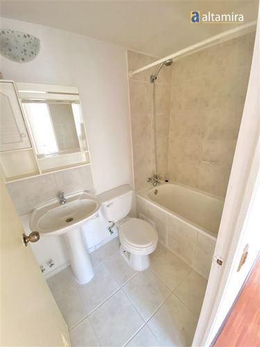 Imagen 18 de 30 de Departamento En Venta De 3 Dorm. En Iquique