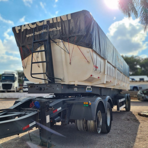 Imagem 5 de 15 de Carreta Rodocaçamba Facchini 35+35m³ 2020 Dolly 5ª Roda