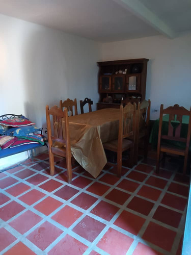 Casa Chalet En Venta Urb El Paramo El Junquito