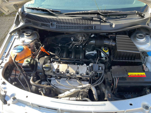 Imagen 8 de 8 de Volkswagen Gol Trend 1.6 Pack Ii 101cv 2012