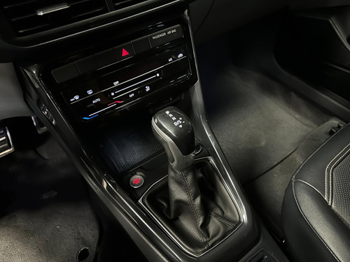 Volkswagen T-Cross 1.4 250 TSI TOTAL FLEX HIGHLINE AUTOMÁTICO
