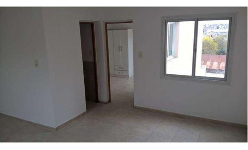B° San Vicente . Pellegrini N 1400 . Semi Nuevo . 1 Dorm . Excelente Ubicacion