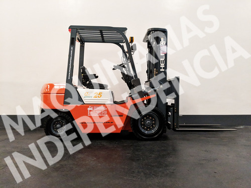 Imagen 2 de 10 de Autoelevador Heli 2500 Kg Diesel Xinchai Cpcd25 Desplazador