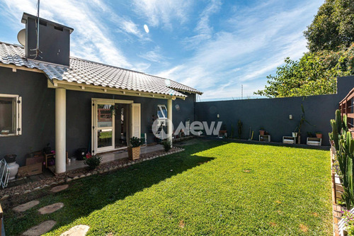 Casa Com 3 Dormitórios À Venda, 158 M² Por R$ 690.000,00 - Canudos - Novo Hamburgo/rs - Ca3847
