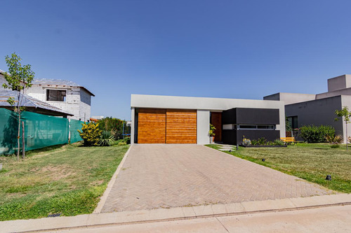 Casa - San Sebastian