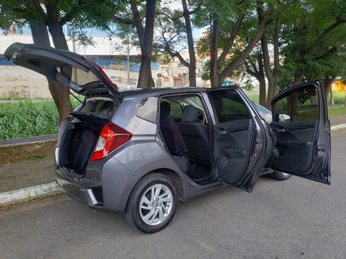 Imagem 4 de 15 de Honda Fit Lx Cvt 1.5 Flex Aut 2015 C 56000 Km