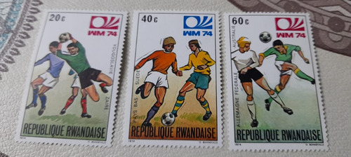 Sello - Ruanda - 1974 Mundial De Futbol 1974